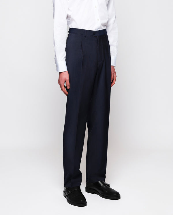 Pantalon regular fit con pliegues azul