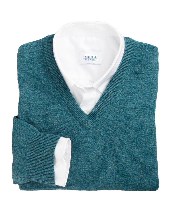 Jersey verde de lambswool (cuello V) by MIRTO