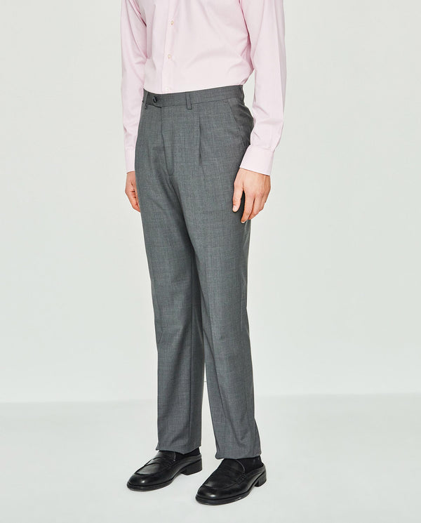 Pantalon regular fit con pliegues gris