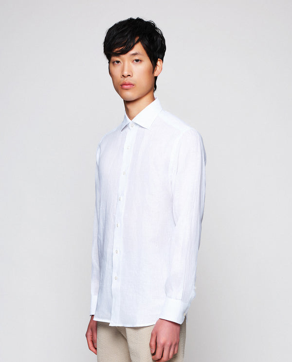 Camisa casual de lino blanca by MIRTO