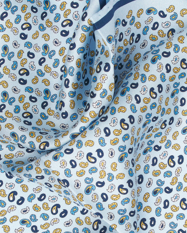 Pañuelo estampado de seda azul celeste by MIRTO